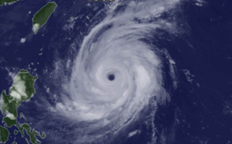 台風の目の意味は大きさは 台風の目に入る晴れて無風 静かになる 白丸くん